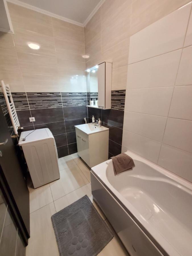 Morii Lake Apartment Bucharest Exterior photo